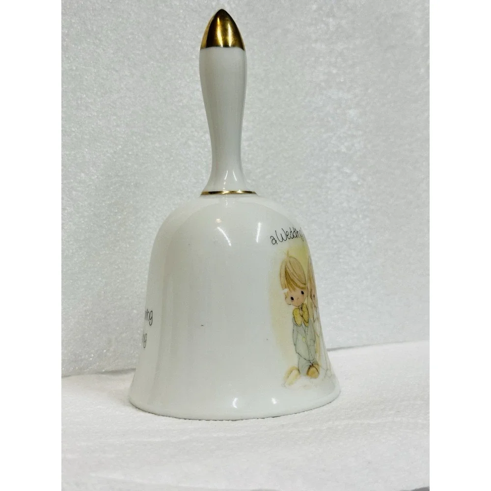 Precious Moments product vintage